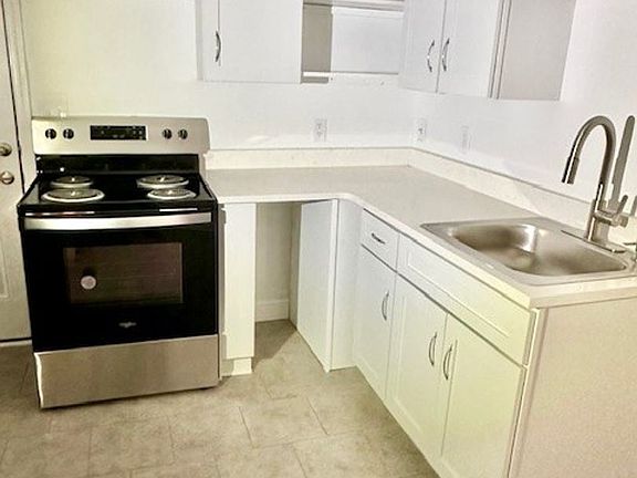 2nd image of 1708 Catherine Simmons Ave