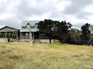 9620 Requa Rd, Helotes, TX 78023