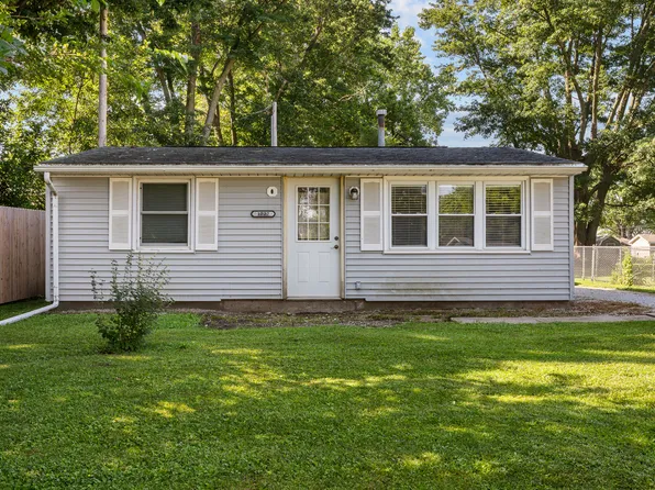 1722 114th Ave, Milan, IL 61264
