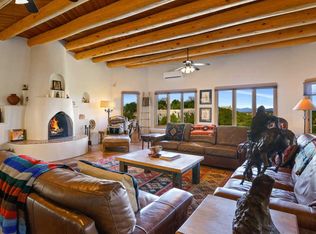 863 Paseo Del Sur, Santa Fe, NM 87501