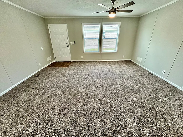 Hickory Knoll — Photo 125