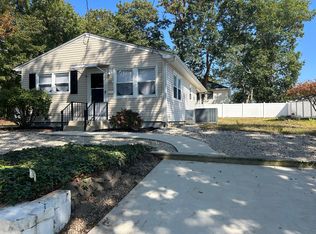 822 Center St, Forked River, NJ