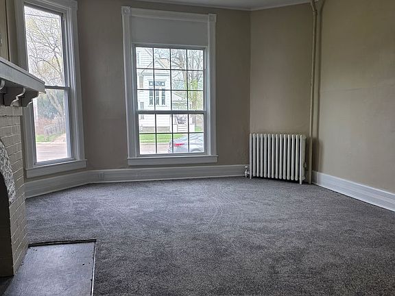 2nd image of 711 W Water St #1
