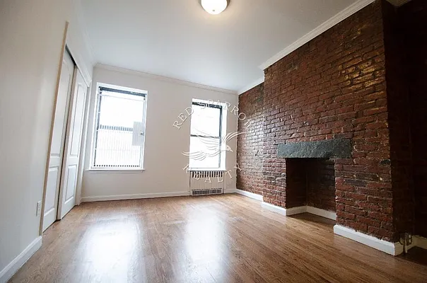Rented by Red Sparrow Realty Group | media 32