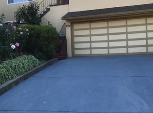 19671 Lake Chabot Rd, Castro Valley, CA 94546