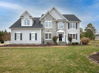 11831 Middlecoff Dr, Chester, VA 23836