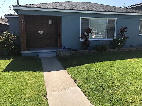 2nd image of 3713 Magnolia Ave