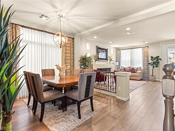 5th image of 9758 Hawk Crest St