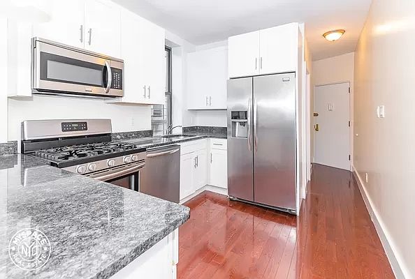 1st image of 223 Bainbridge St #8U