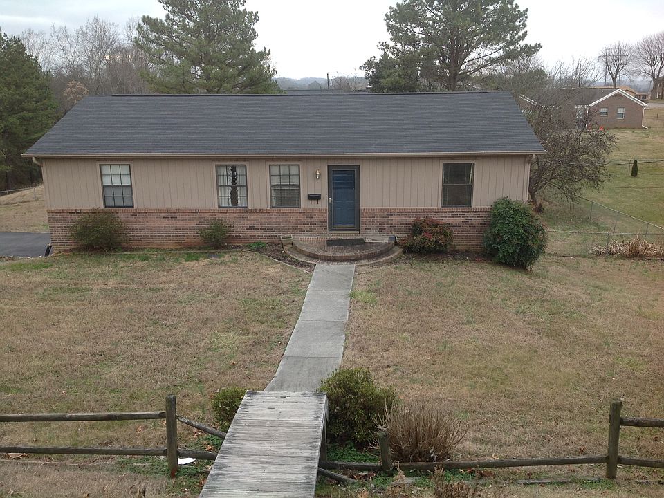 1st image of 718 James Dr