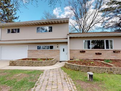 W128N8484 Revere Dr, Menomonee Falls, WI, 53051