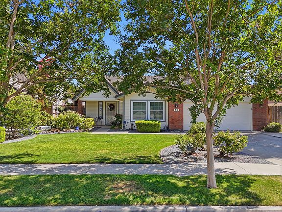 2nd image of 89 Devon Drive