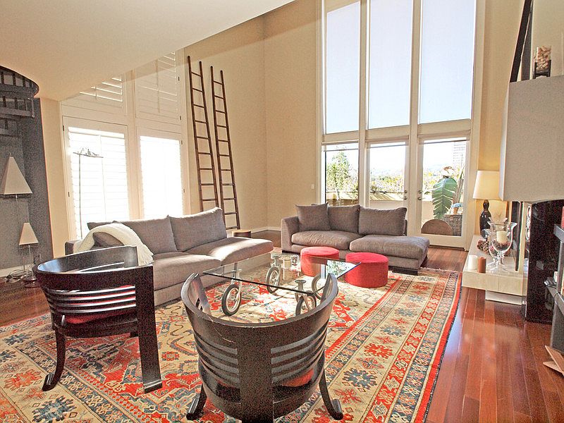 1st image of 1403 Greenfield Ave APT 303