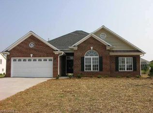 600 Saint Andrews, Advance, NC 27006