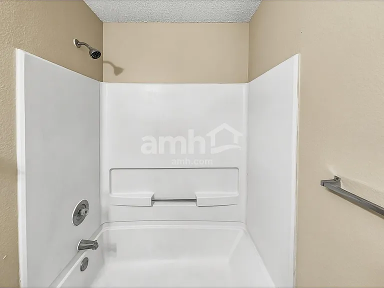 7310 Cortland Crk — Photo 11