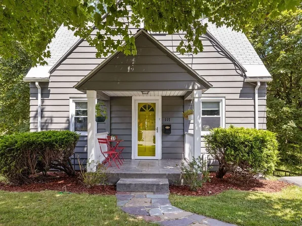 117 Briarcliff Rd, Syracuse, NY 13214