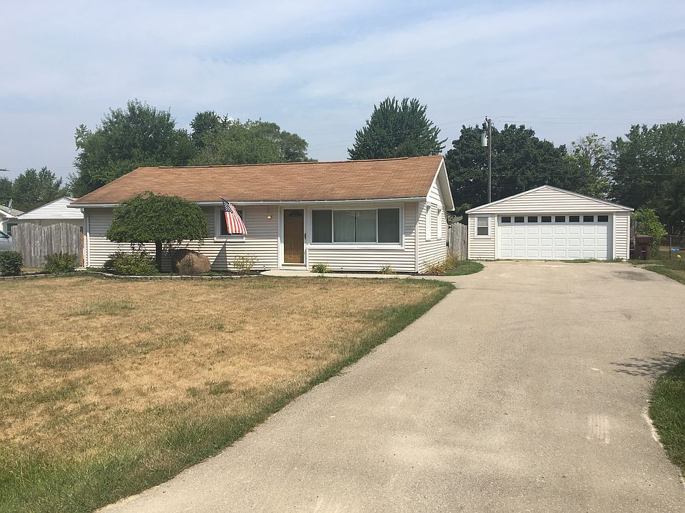 2nd image of 48740 Sully Dr