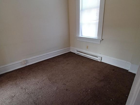 2nd image of 1214 Columbia St APT 5