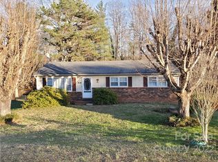 260 Cherokee Way, Marion, NC 28752