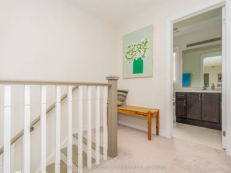 40 Kirby Ave — Photo 15