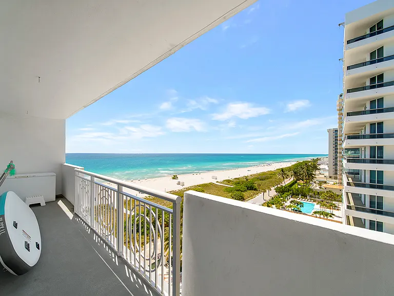5825 Collins Ave #10G — Photo 11