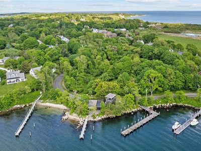 1305 Winthrop Dr, Fishers Island, NY, 06390