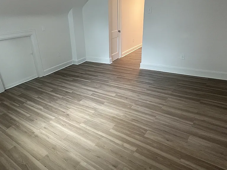 1615 Holladay St #B — Photo 4