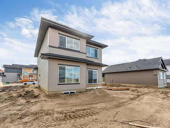5th image of 208 Falcon Dr