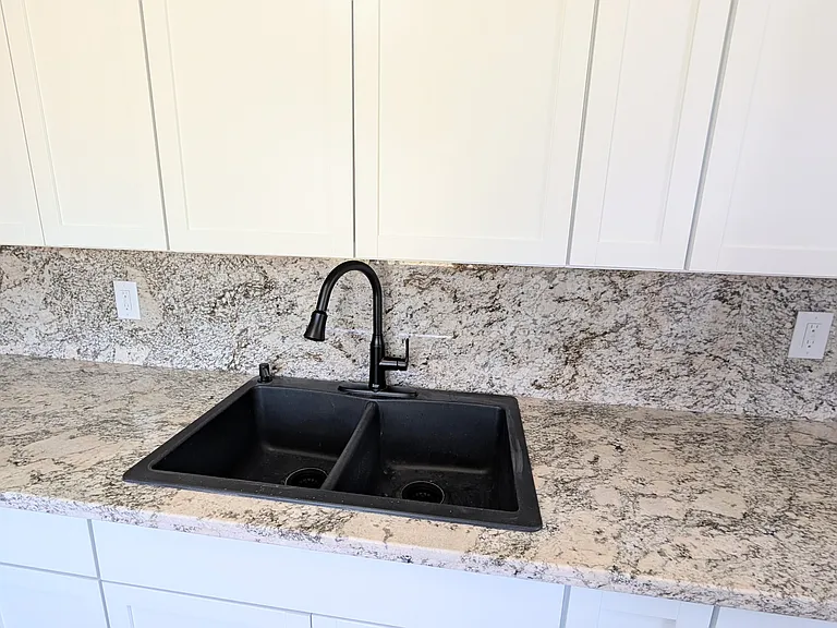 1504 Woodbine Dr — Photo 11