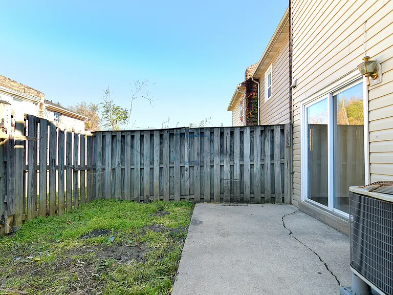 105 Hughey Ct — Photo 25