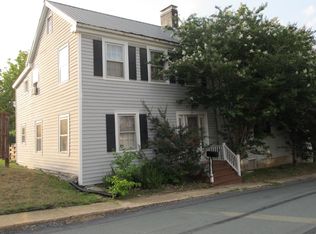77 Main St, Greenville, VA 24440