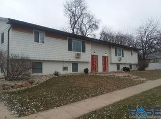 609 N Prairie Ave, Sioux Falls, SD 57104