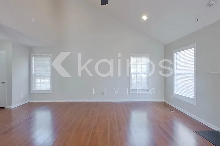135 Hillandale Rd — Photo 5