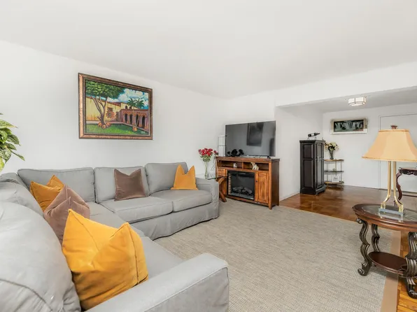 2835 Webb Avenue image 6 of 23