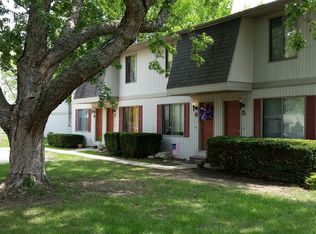 2503 Myers Ct APT 8, Champaign, IL 61822