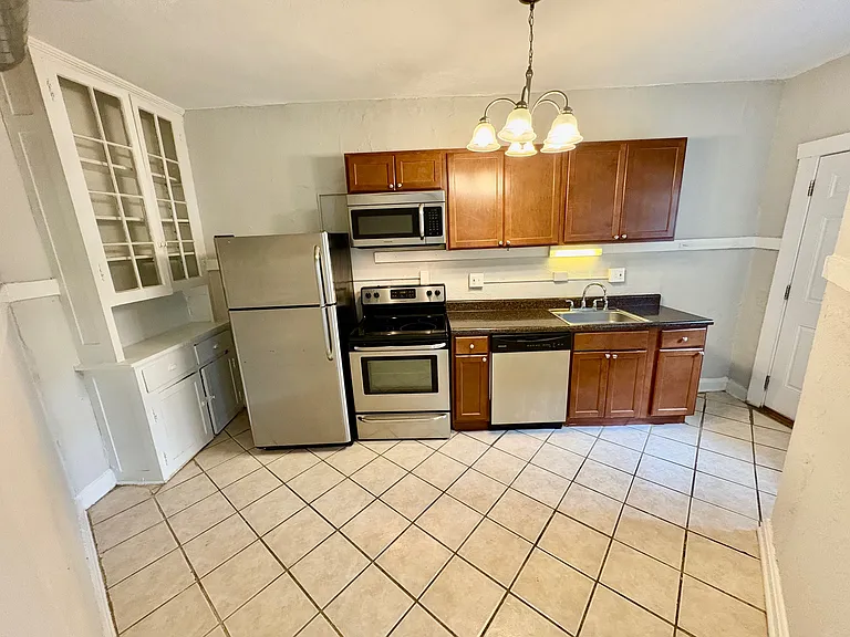 4463 Castleman Ave #1E — Photo 3