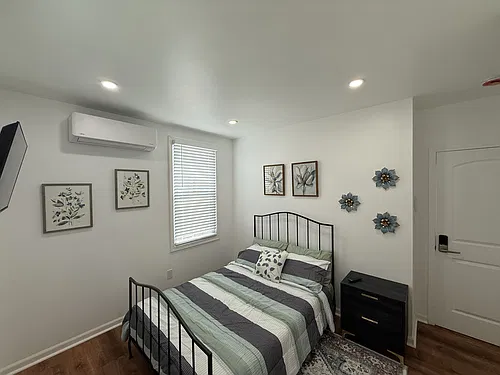 Floor plan 213-7812-7816 Eastern Avenue - 7812-6