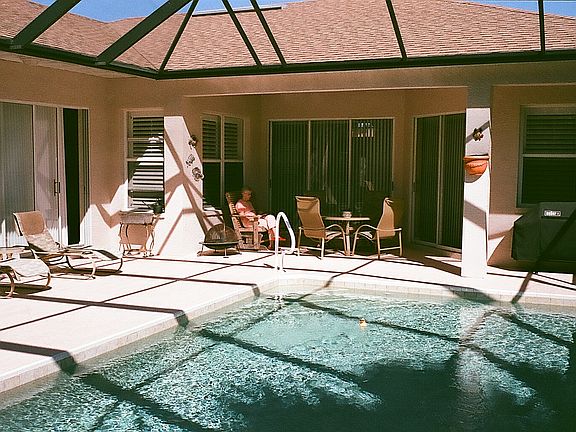 5th image of 23349 Olde Meadowbrook Cir