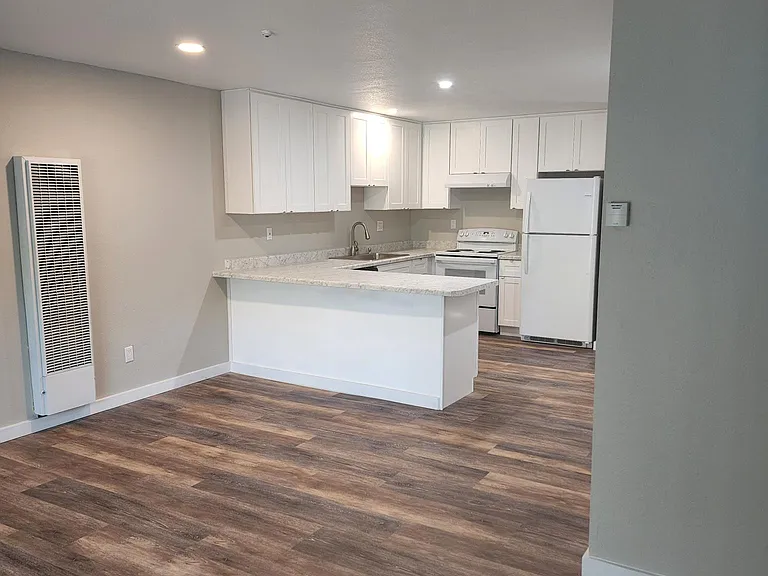 4420 Culebra Ave #B — Photo 1