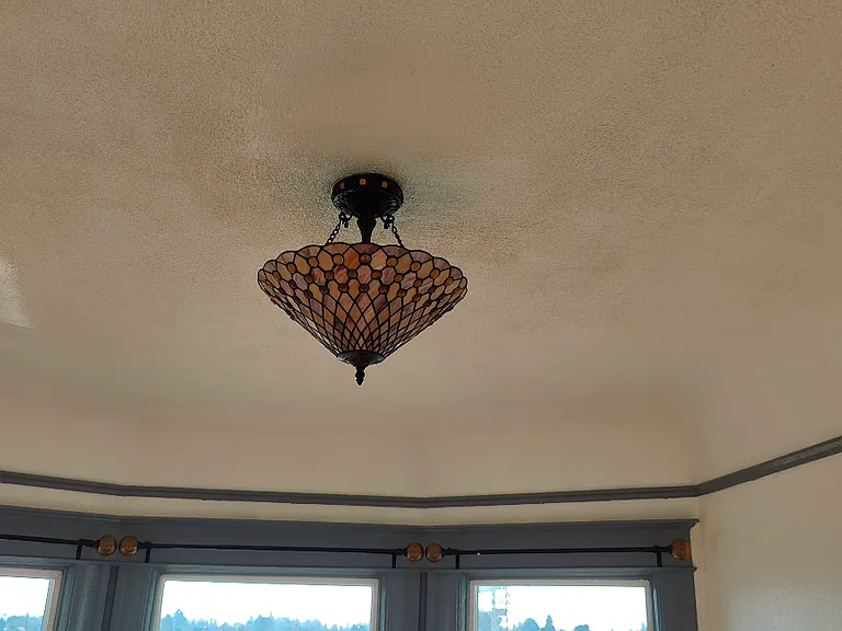 ceiling lamp in living room