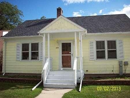 1st image of 215 Lounsbury St