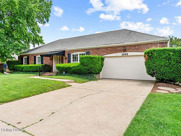 3rd image of 3202 Pomeroy Dr