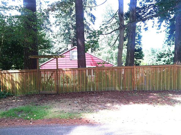 3rd image of 13563 23rd Ave NE