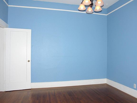 2nd image of 436 Fell St