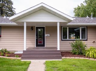 1503 2nd Pl NE, Jamestown, ND 58401