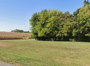 1 Ranger Ln, Dale, IN 47523