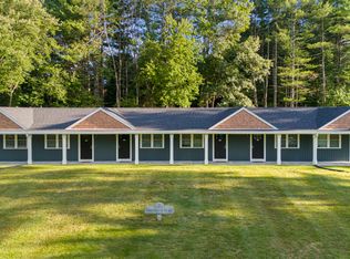 4 Woodburn Rd #3, Litchfield, NH 03052