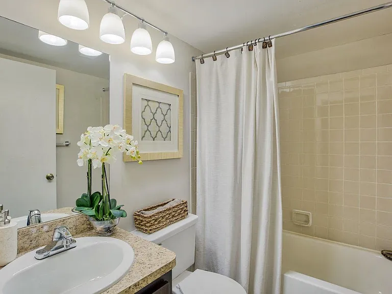 Village Place Apartment Homes — Photo 19