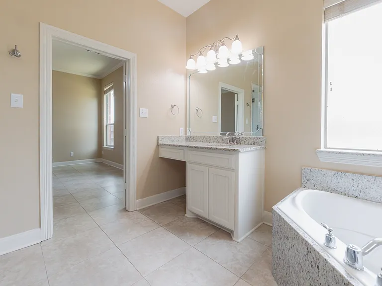 611 Table Rock Dr — Photo 20