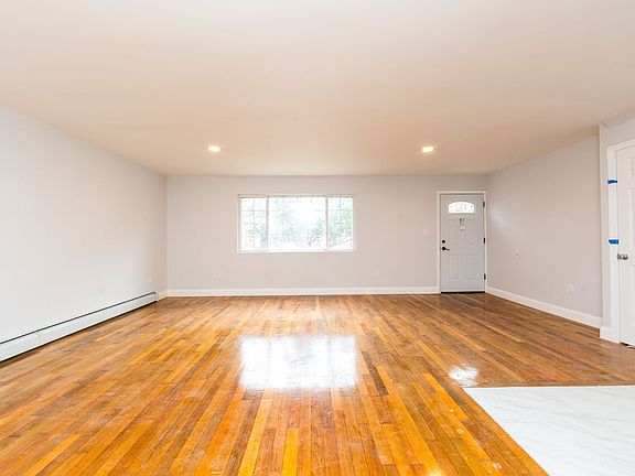 4th image of 17210 109th Ave
